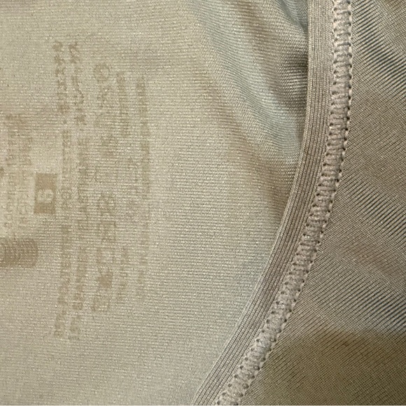 Puff Sleeve Velvet Top - Picture 2 of 9